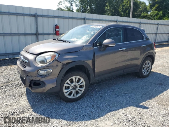 2016 FIAT 500X Lounge z VIN ZFBCFYDTXGP383559, wystawiony jako Copart lot #61990675 z przebiegiem 149 709 mil mil oraz Czysty tytuł • Clean title. Historia ofert i sprzedaży dostępna na DreamBid. Obrazek 1.