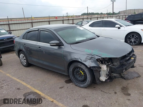 2013 Volkswagen Jetta SE with VIN 3VWDP7AJ2DM418282, listed as a IAAI auction lot 42100785 with 131,383 mi miles and . Bid and sale history available at DreamBid. Image 1.