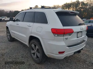 2015 Jeep Grand Cherokee High Altitude with VIN 1C4RJECG8FC175565, listed as a IAAI auction lot 41733248 with 107,947 mi miles. Bid and sale history available at carsss.com. Image 3.