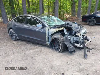 2023 Tesla Model 3 Performance z VIN 5YJ3E1ECXPF578450, wystawiony jako IAAI lot #42190717 z przebiegiem 25 097 mil mil oraz . Historia ofert i sprzedaży dostępna na DreamBid. Obrazek 1.