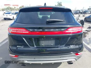 2017 Lincoln MKC Premiere with VIN 5LMCJ1C99HUL03978, listed as a IAAI auction lot 41602939 with 127,078 mi miles and . Bid and sale history available at DreamBid. Image 16.