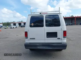 2007 Ford Econoline Cargo z VIN 1FTSE34L27DB45463, wystawiony jako IAAI lot #42119514 z przebiegiem 211 802 mil mil oraz . Historia ofert i sprzedaży dostępna na DreamBid. Obrazek 16.