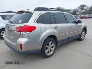 2014 Subaru Outback 2.5i Limited with VIN 4S4BRCLC7E3293659, listed as a IAAI auction lot 41642983 with 137,752 mi miles. Bid and sale history available at carsss.com. Image 4.