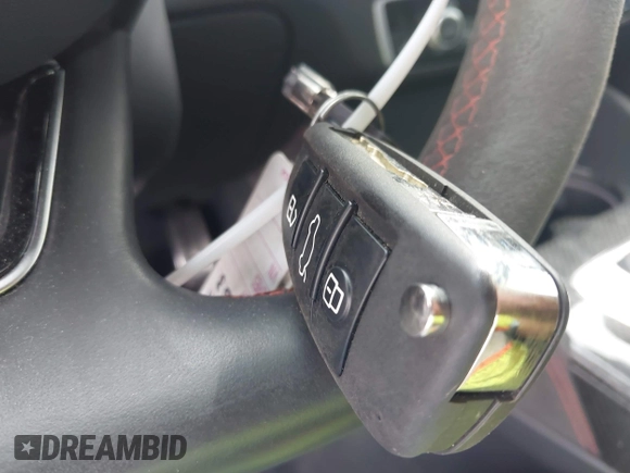 2019 Audi RS 3 z VIN WUABWGFF4KA906678, wystawiony jako IAAI lot #42468486 z przebiegiem 79 338 mil mil oraz . Historia ofert i sprzedaży dostępna na DreamBid. Obrazek 11.