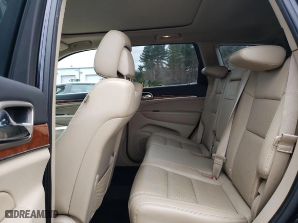 2011 Jeep Grand Cherokee Limited with VIN 1J4RR5GT2BC501123, listed as a Copart auction lot 50187555 with 218,797 mi miles and Clean Title. Bid and sale history available at carsss.com. Image 11.