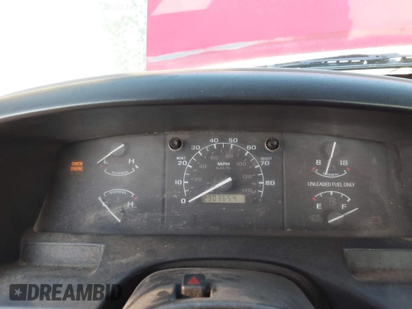 1994 Ford F-150 with VIN 1FTDF15Y0RLB45961, listed as a IAAI auction lot 41783519 with 230,365 mi miles. Bid and sale history available at carsss.com. Image 7.