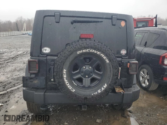 2018 Jeep Wrangler JK Unlimited Sport S with VIN 1C4BJWDG4JL850407, listed as a Copart auction lot 81468644 with 82,511 mi miles and Salvage Title. Bid and sale history available at carsss.com. Image 6.