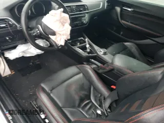 2020 BMW M2 Competition with VIN WBS2U7C01L7D66378, listed as a Copart auction lot 86432704 with 56,973 mi miles and Salvage Title. Bid and sale history available at carsss.com. Image 8.