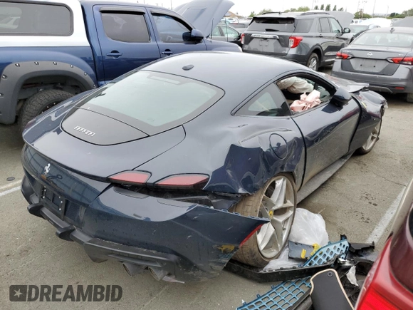 2024 Ferrari Roma z VIN ZFF98RNA9R0301984, wystawiony jako Copart lot #54060024 z przebiegiem Nie podano mil oraz Szkody całkowita. Historia ofert i sprzedaży dostępna na DreamBid. Obrazek 3.