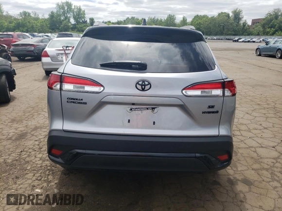 2024 Toyota Corolla Cross Hybrid S z VIN 7MUFBABG5RV034536, wystawiony jako Copart lot #56297535 z przebiegiem 26 655 mil mil oraz Szkoda całkowita • Salvage title. Historia ofert i sprzedaży dostępna na DreamBid. Obrazek 6.