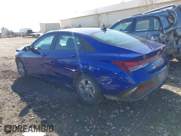 2024 Hyundai Elantra SE with VIN KMHLL4DG3RU848717, listed as a IAAI auction lot 41942375 with 7,879 mi miles and . Bid and sale history available at DreamBid. Image 3.
