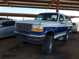 1996 Ford Bronco Custom with VIN 1FMEU15H3TLB30609, listed as a IAAI auction lot 42053896 with 238,597 mi miles. Bid and sale history available at carsss.com. Image 14.