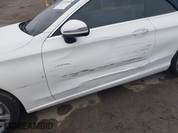 2021 Mercedes-Benz C 300 with VIN W1KWK8DB5MG062768, listed as a IAAI auction lot 41871307 with 36,538 mi miles and . Bid and sale history available at DreamBid. Image 6.