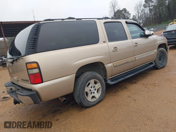 2005 Chevrolet Suburban LT with VIN 1GNEC16Z65J176911, listed as a IAAI auction lot 41418467 with 284,252 mi miles. Bid and sale history available at carsss.com. Image 4.