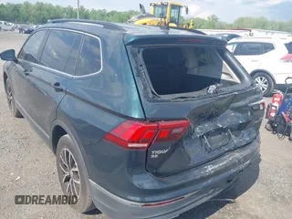 2018 Volkswagen Tiguan SEL z VIN 3VV2B7AX0JM047200, wystawiony jako IAAI lot #42221523 z przebiegiem 108 753 mil mil oraz . Historia ofert i sprzedaży dostępna na DreamBid. Obrazek 6.