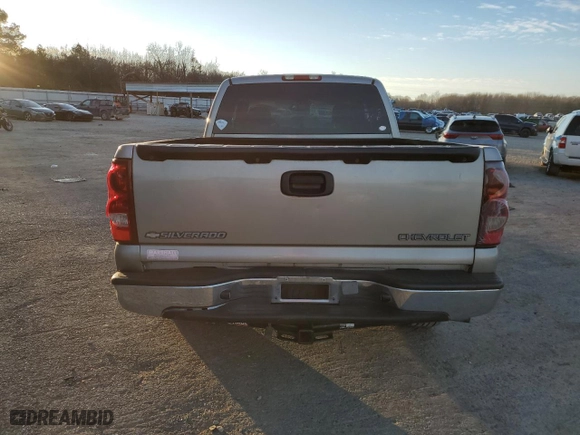 2003 Chevrolet Silverado 1500 LS with VIN 2GCEC19V631123098, listed as a Copart auction lot 41800555 with 104,156 mi miles and Salvage Title. Bid and sale history available at carsss.com. Image 6.