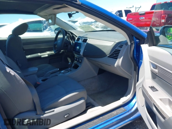 2008 Chrysler Sebring LX с VIN 1C3LC45KX8N180208, выставлен на аукционе IAAI как лот 42191780 с пробегом 263 970 миль миль и . История ставок и продаж доступна на DreamBid. Изображение 5.