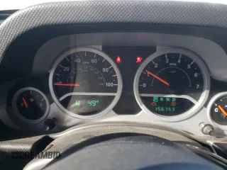 2008 Jeep Wrangler Unlimited Rubicon with VIN 1J4GA69108L501632, listed as a Copart auction lot 44007285 with 156,753 mi miles and Salvage Title. Bid and sale history available at carsss.com. Image 9.