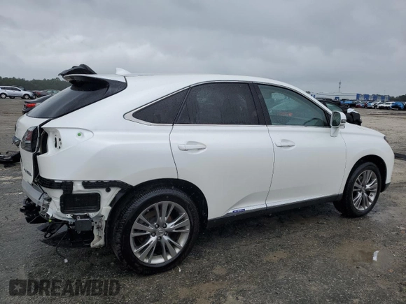2014 Lexus RX 450h with VIN JTJZB1BA6E2009808, listed as a Copart auction lot 70686484 with 121,225 mi miles and Salvage title. Bid and sale history available at DreamBid. Image 3.
