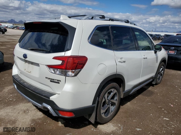 2022 Subaru Forester Touring with VIN JF2SKARC1NH422908, listed as a Copart auction lot 48389465 with 46,999 mi miles and Salvage Title. Bid and sale history available at carsss.com. Image 3.