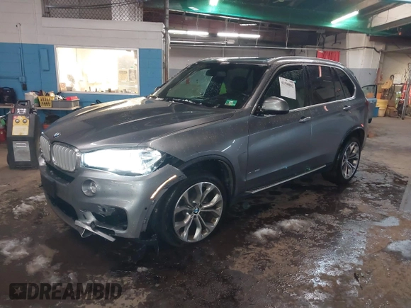 2018 BMW X5 xDrive35i with VIN 5UXKR0C53J0Y03214, listed as a IAAI auction lot 41509082 with 92,552 mi miles. Bid and sale history available at carsss.com. Image 17.