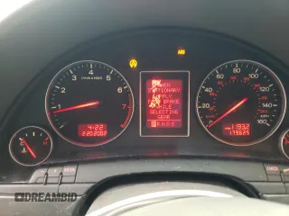 2003 Audi A4 1.8T с VIN WAULC68E33A382270, выставлен на аукционе Copart как лот 45329355 с пробегом 179 625 миль миль и Списание • Salvage title. История ставок и продаж доступна на DreamBid. Изображение 9.