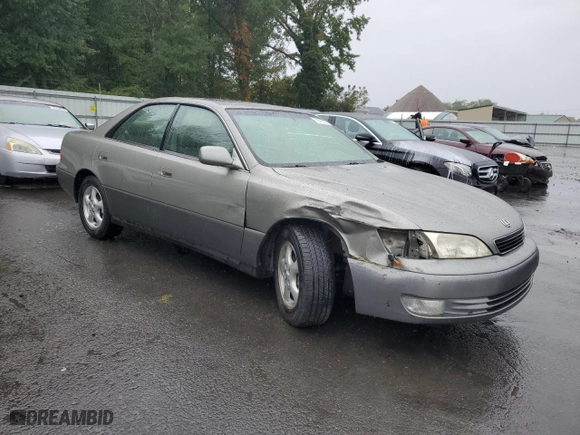 1999 Lexus ES 300 Luxury Sport Sdn with VIN JT8BF28G4X0221758, listed as a Copart auction lot 72716074 with 152,986 mi miles and Salvage Title. Bid and sale history available at carsss.com. Image 4.