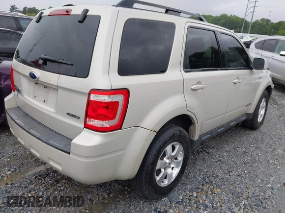 2008 Ford Escape Limited z VIN 1FMCU94138KA47933, wystawiony jako IAAI lot #42262752 z przebiegiem 116 133 mil mil oraz . Historia ofert i sprzedaży dostępna na DreamBid. Obrazek 4.