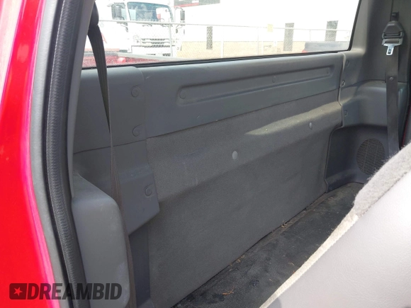 2000 Ford F-150 XL with VIN 1FTZF1720YNB66858, listed as a IAAI auction lot 42302193 with Not provided miles and . Bid and sale history available at DreamBid. Image 8.