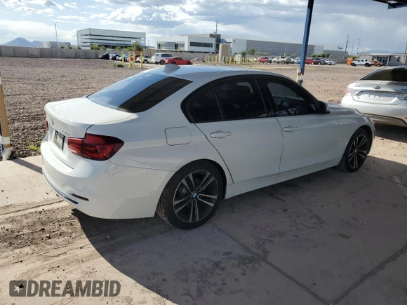 2018 BMW 3 Series 330i z VIN WBA8B9G51JNU98178, wystawiony jako Copart lot #52147575 z przebiegiem 66 695 mil mil oraz Szkoda całkowita • Salvage title. Historia ofert i sprzedaży dostępna na DreamBid. Obrazek 3.