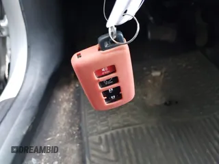 2016 Toyota RAV4 Limited с VIN JTMDJREV2GD001094, выставлен на аукционе IAAI как лот 42499355 с пробегом 295 363 миль миль и . История ставок и продаж доступна на DreamBid. Изображение 11.