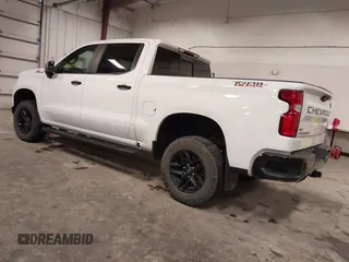 2021 Chevrolet Silverado 1500 LT Trail Boss with VIN 1GCPYFEL2MZ177616, listed as a IAAI auction lot 41941422 with 52,180 mi miles and . Bid and sale history available at DreamBid. Image 3.