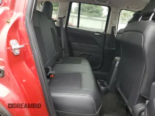 2017 Jeep Compass Sport SE z VIN 1C4NJDBB5HD128215, wystawiony jako Copart lot #60210685 z przebiegiem 95 943 mil mil oraz Szkoda całkowita • Salvage title. Historia ofert i sprzedaży dostępna na DreamBid. Obrazek 11.