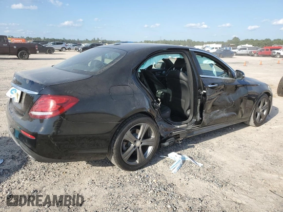 2020 Mercedes-Benz E-Class E 350 with VIN WDDZF8DB5LA725405, listed as a Copart auction lot 71488784 with 59,622 mi miles and Salvage Title. Bid and sale history available at carsss.com. Image 3.