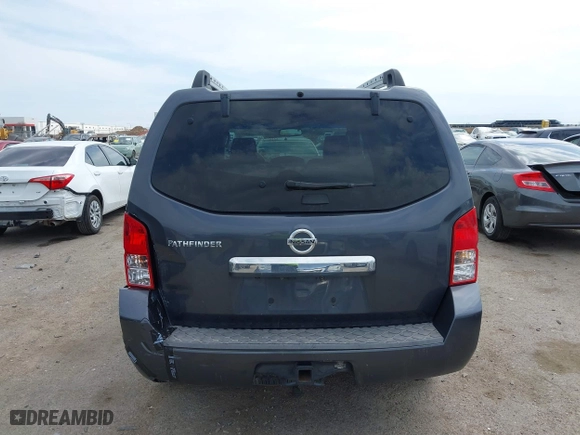 2012 Nissan Pathfinder SV with VIN 5N1AR1NN4CC632194, listed as a IAAI auction lot 41871512 with 135,571 mi miles. Bid and sale history available at carsss.com. Image 16.