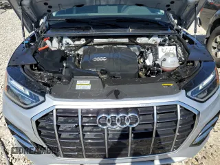 2021 Audi Q5 Premium Plus with VIN WA1BAAFY6M2004339, listed as a Copart auction lot 58202305 with 82,446 mi miles and Salvage title. Bid and sale history available at DreamBid. Image 11.