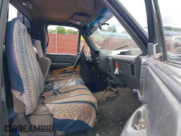 1991 Ford F-350 with VIN 1FTHF36M4MNA32276, listed as a IAAI auction lot 42181931 with 219,545 mi miles and . Bid and sale history available at DreamBid. Image 5.