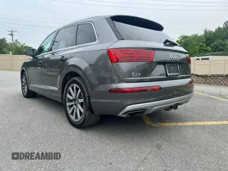 2019 Audi Q7 Premium Plus with VIN WA1LAAF73KD048392, listed as a Copart auction lot 60239275 with 152,699 mi miles and Clean title. Bid and sale history available at DreamBid. Image 2.
