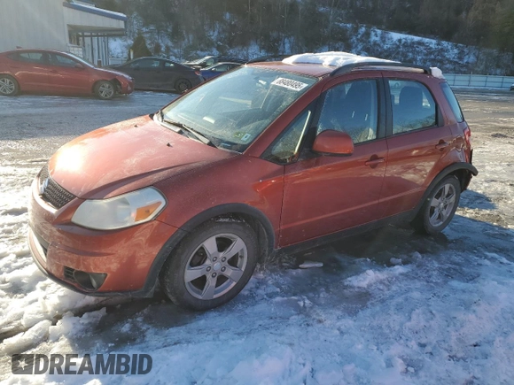 2011 Suzuki SX4 Crossover with VIN JS2YB5A38B6304623, listed as a Copart auction lot 88480495 with 92,369 mi miles and Salvage Title. Bid and sale history available at carsss.com. Image 1.