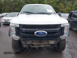 2018 Ford Super Duty F-250 SRW XL with VIN 1FT7W2BTXJEB84089, listed as a IAAI auction lot 40456238 with 180,297 mi miles. Bid and sale history available at carsss.com. Image 12.