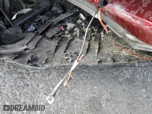 2024 Tesla Model Y Performance z VIN 7SAYGDEF7RF128112, wystawiony jako Copart lot #85596764 z przebiegiem Nie podano mil oraz Szkoda całkowita • Salvage title. Historia ofert i sprzedaży dostępna na DreamBid. Obrazek 15.