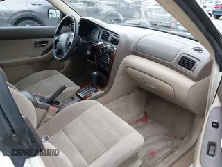 2001 Subaru Legacy Outback with VIN 4S3BH675717633738, listed as a IAAI auction lot 42249133 with 210,770 mi miles and . Bid and sale history available at DreamBid. Image 5.