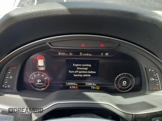 2017 Audi Q7 Premium Plus z VIN WA1LAAF71HD009745, wystawiony jako Copart lot #53754885 z przebiegiem 129 993 mil mil oraz Szkoda całkowita • Salvage title. Historia ofert i sprzedaży dostępna na DreamBid. Obrazek 9.