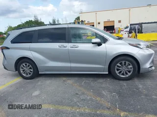 2023 Toyota Sienna XLE с VIN 5TDYRKEC9PS171845, выставлен на аукционе IAAI как лот 42387707 с пробегом 37 688 миль миль и . История ставок и продаж доступна на DreamBid. Изображение 13.