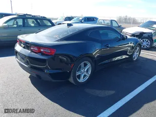 2020 Chevrolet Camaro 1LT with VIN 1G1FB1RSXL0112266, listed as a IAAI auction lot 41804712 with 120,333 mi miles. Bid and sale history available at carsss.com. Image 4.