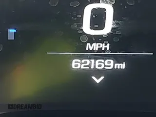 2019 Chevrolet Camaro 2SS с VIN 1G1FH1R78K0118785, выставлен на аукционе IAAI как лот 41365572 с пробегом 62 169 миль миль и . История ставок и продаж доступна на DreamBid. Изображение 15.