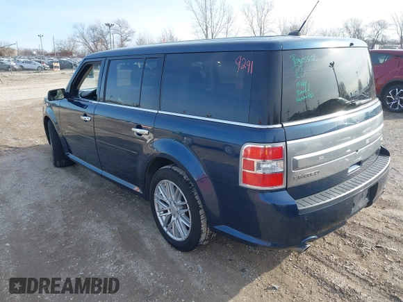 2017 Ford Flex Limited with VIN 2FMHK6D88HBA05128, listed as a IAAI auction lot 41209291 with 309,889 mi miles. Bid and sale history available at carsss.com. Image 3.
