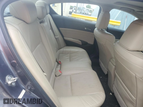 2015 Acura ILX Premium z VIN 19VDE1F55FE007806, wystawiony jako Copart lot #69549184 z przebiegiem 235 486 mil mil oraz Szkoda całkowita • Salvage title. Historia ofert i sprzedaży dostępna na DreamBid. Obrazek 10.