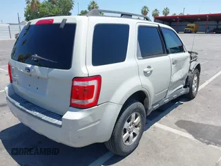 2008 Ford Escape Limited с VIN 1FMCU04128KB13867, выставлен на аукционе IAAI как лот 42499448 с пробегом 224 566 миль миль и . История ставок и продаж доступна на DreamBid. Изображение 4.