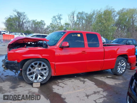 2006 Chevrolet Silverado SS z VIN 2GCEC19N161171970, wystawiony jako IAAI lot #41987549 z przebiegiem 229 928 mil mil oraz . Historia ofert i sprzedaży dostępna na DreamBid. Obrazek 15.